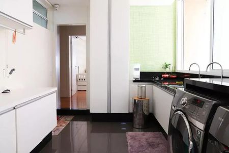Apartamento à venda com 300m², 4 quartos e 3 vagas