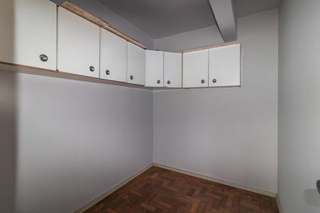 Apartamento à venda com 115m², 3 quartos e 1 vagaÁrea de Serviço