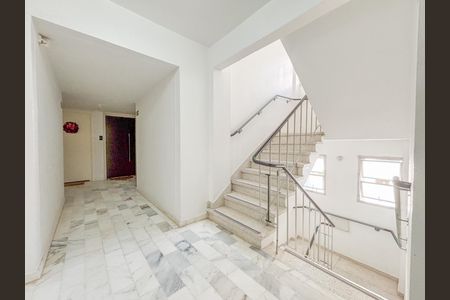 Apartamento à venda com 115m², 3 quartos e 1 vagaEscadas