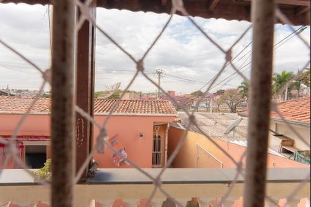 Casa à venda com 165m², 4 quartos e 3 vagas Casa à venda com 165m², 4 quartos e 3 vagasVista do Quarto 3