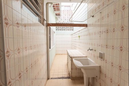 Casa à venda com 165m², 4 quartos e 3 vagas Casa à venda com 165m², 4 quartos e 3 vagasÁrea de Serviço
