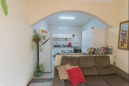 Casa à venda com 165m², 4 quartos e 3 vagas Casa à venda com 165m², 4 quartos e 3 vagasSala 2