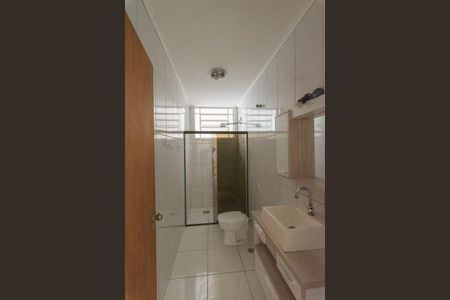 Casa à venda com 165m², 4 quartos e 3 vagas Casa à venda com 165m², 4 quartos e 3 vagasBanheiro Social