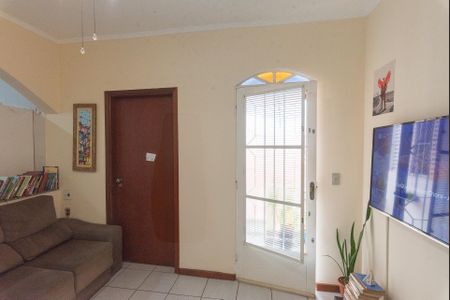 Casa à venda com 165m², 4 quartos e 3 vagas Casa à venda com 165m², 4 quartos e 3 vagasSala 2