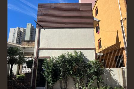 Casa à venda com 56m², 1 quarto e sem vaga Casa à venda com 56m², 1 quarto e sem vagaFachada