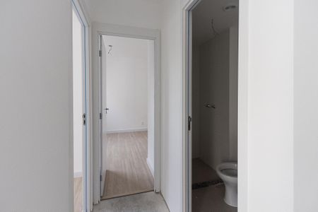 Apartamento à venda com 40m², 2 quartos e sem vaga Apartamento à venda com 40m², 2 quartos e sem vagaCorredor
