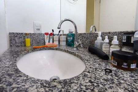 Apartamento à venda com 65m², 2 quartos e sem vagaBanheiro da Suíte