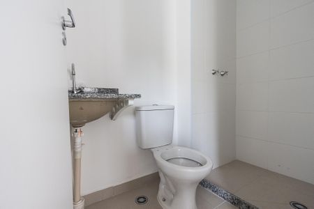 Apartamento à venda com 40m², 2 quartos e sem vaga Apartamento à venda com 40m², 2 quartos e sem vagaBanheiro