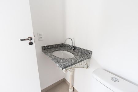 Apartamento à venda com 40m², 2 quartos e sem vaga Apartamento à venda com 40m², 2 quartos e sem vagaBanheiro