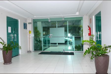 Apartamento à venda com 70m², 2 quartos e 2 vagasHall de entrada