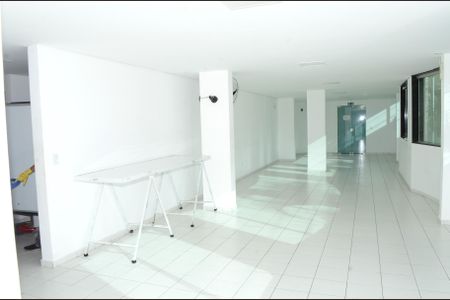 Apartamento à venda com 70m², 2 quartos e 2 vagasÁrea comum