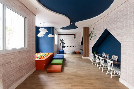 Apartamento à venda com 40m², 2 quartos e sem vagaÁrea comum - Brinquedoteca