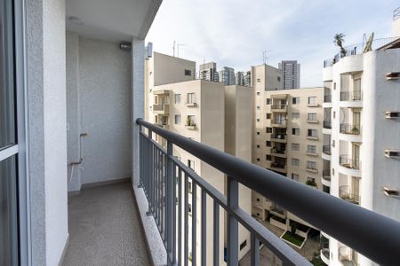 Apartamento à venda com 40m², 2 quartos e sem vaga Apartamento à venda com 40m², 2 quartos e sem vagaVaranda