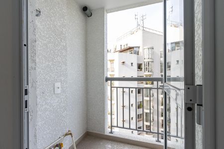 Apartamento à venda com 40m², 2 quartos e sem vaga Apartamento à venda com 40m², 2 quartos e sem vagaÁrea de Serviço