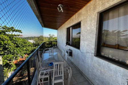 Apartamento à venda com 180m², 3 quartos e 2 vagasVaranda da Sala