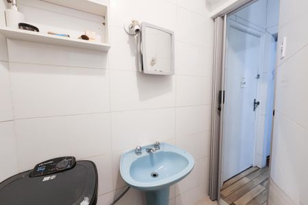 Apartamento à venda com 29m², 1 quarto e sem vaga Apartamento à venda com 29m², 1 quarto e sem vagaBanheiro