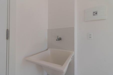 Apartamento à venda com 33m², 2 quartos e sem vaga Apartamento à venda com 33m², 2 quartos e sem vagaÁrea de Serviço