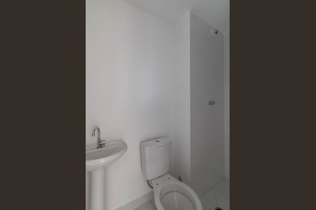 Apartamento à venda com 33m², 2 quartos e sem vaga Apartamento à venda com 33m², 2 quartos e sem vagaBanheiro