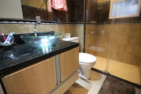 Apartamento à venda com 74m², 3 quartos e 1 vagaBanheiro Social