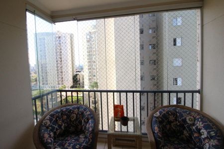 Apartamento à venda com 74m², 3 quartos e 1 vagaSala