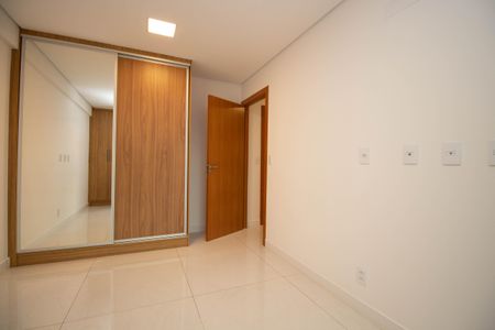 Apartamento para alugar com 162m², 4 quartos e 3 vagas Apartamento para alugar com 162m², 4 quartos e 3 vagasSuíte 4
