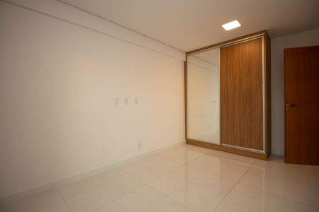 Apartamento para alugar com 162m², 4 quartos e 3 vagas Apartamento para alugar com 162m², 4 quartos e 3 vagasSuíte 4