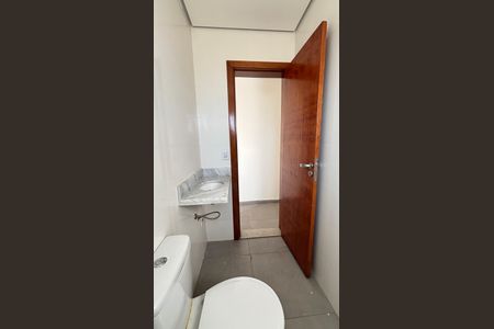 Apartamento à venda com 67m², 2 quartos e 1 vaga Apartamento à venda com 67m², 2 quartos e 1 vagaBanheiro Social