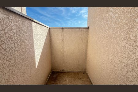 Apartamento à venda com 67m², 2 quartos e 1 vaga Apartamento à venda com 67m², 2 quartos e 1 vagaÁrea de Serviço