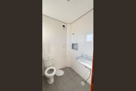 Apartamento à venda com 67m², 2 quartos e 1 vaga Apartamento à venda com 67m², 2 quartos e 1 vagaBanheiro da Suíte