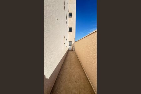 Apartamento à venda com 67m², 2 quartos e 1 vaga Apartamento à venda com 67m², 2 quartos e 1 vagaCorredor