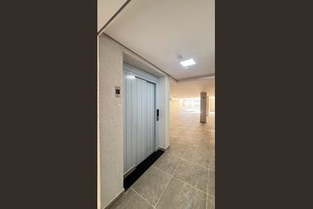Apartamento à venda com 67m², 2 quartos e 1 vaga Apartamento à venda com 67m², 2 quartos e 1 vagaElevador