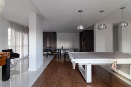 Apartamento à venda com 83m², 3 quartos e 2 vagas Apartamento à venda com 83m², 3 quartos e 2 vagasÁrea comum - Salão de jogos