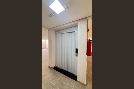 Apartamento à venda com 45m², 2 quartos e 1 vagaElevador