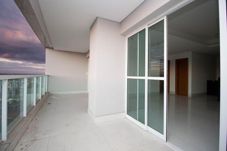 Apartamento para alugar com 162m², 4 quartos e 3 vagasSacada
