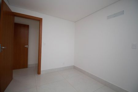 Apartamento para alugar com 162m², 4 quartos e 3 vagasSuíte 1