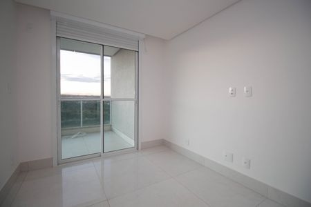 Apartamento para alugar com 162m², 4 quartos e 3 vagasQuarto