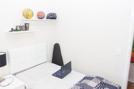 Apartamento à venda com 80m², 3 quartos e 2 vagas Apartamento à venda com 80m², 3 quartos e 2 vagasQuarto 1
