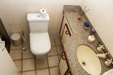 Apartamento à venda com 80m², 3 quartos e 2 vagas Apartamento à venda com 80m², 3 quartos e 2 vagasBanheiro