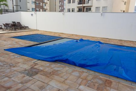 Apartamento à venda com 80m², 3 quartos e 2 vagas Apartamento à venda com 80m², 3 quartos e 2 vagasÁrea comum - Piscina