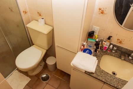 Apartamento à venda com 80m², 3 quartos e 2 vagas Apartamento à venda com 80m², 3 quartos e 2 vagasBanheiro da Suíte