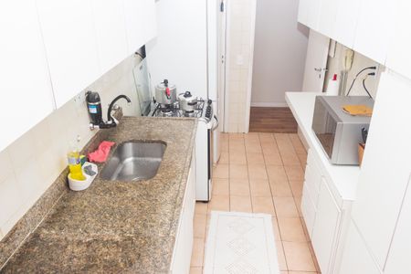Apartamento à venda com 80m², 3 quartos e 2 vagas Apartamento à venda com 80m², 3 quartos e 2 vagasCozinha