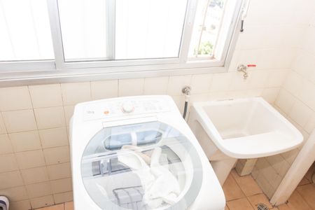 Apartamento à venda com 80m², 3 quartos e 2 vagas Apartamento à venda com 80m², 3 quartos e 2 vagasÁrea de Serviço