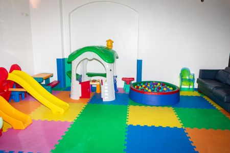 Apartamento à venda com 80m², 3 quartos e 2 vagas Apartamento à venda com 80m², 3 quartos e 2 vagasBrinquedoteca