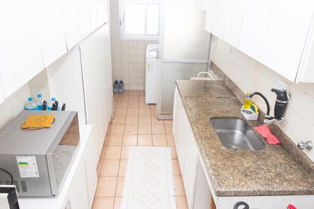 Apartamento à venda com 80m², 3 quartos e 2 vagas Apartamento à venda com 80m², 3 quartos e 2 vagasCozinha