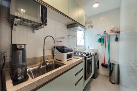 Apartamento à venda com 43m², 2 quartos e 1 vaga Apartamento à venda com 43m², 2 quartos e 1 vagaCozinha