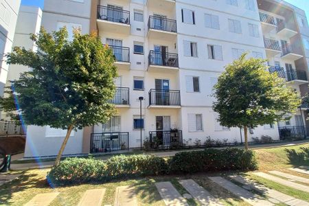 Apartamento à venda com 43m², 2 quartos e 1 vaga Apartamento à venda com 43m², 2 quartos e 1 vagaFachada do bloco