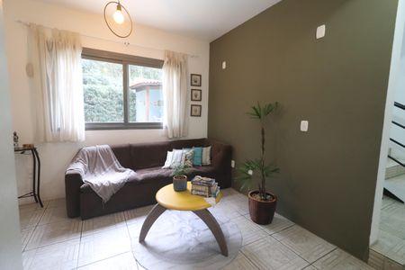 Casa à venda com 171m², 3 quartos e 3 vagasSala