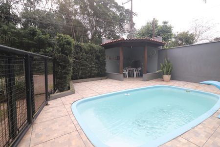 Casa à venda com 171m², 3 quartos e 3 vagasÁrea comum - Piscina