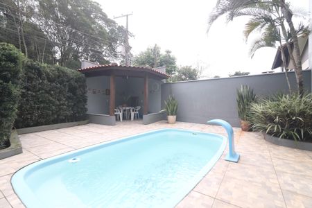 Casa à venda com 171m², 3 quartos e 3 vagasÁrea comum - Piscina