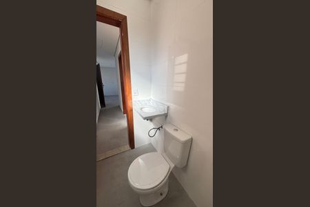 Apartamento à venda com 69m², 2 quartos e 1 vaga Apartamento à venda com 69m², 2 quartos e 1 vagaBanheiro